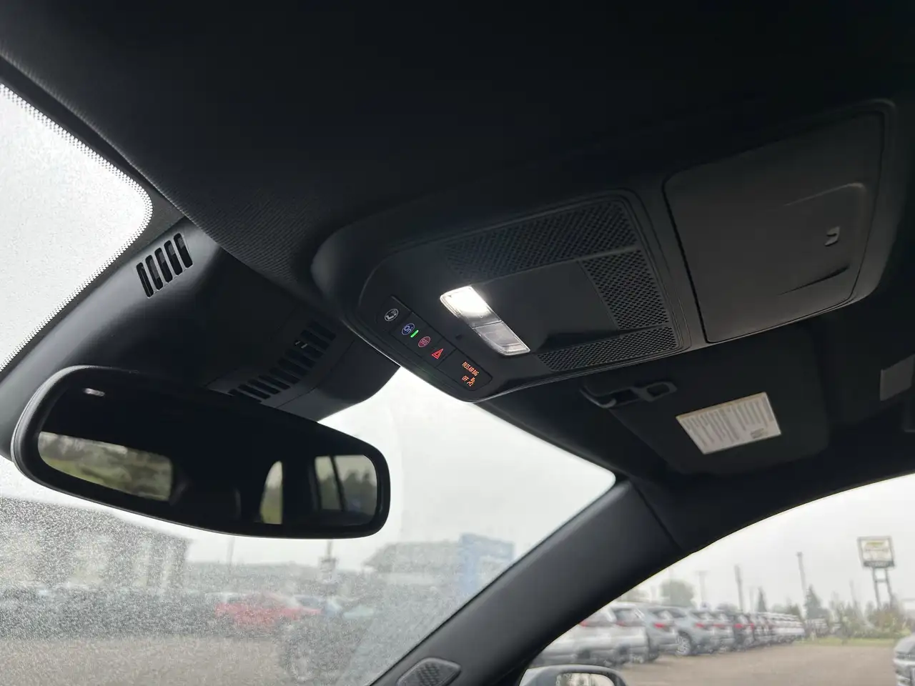 Buick Enclave снимка Buick Enclave