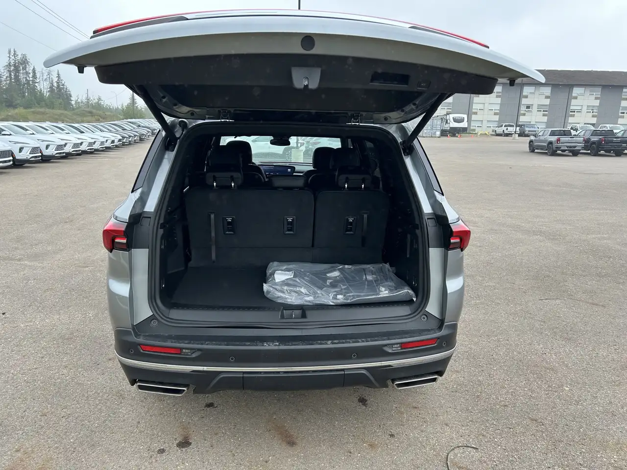 Buick Enclave снимка Buick Enclave