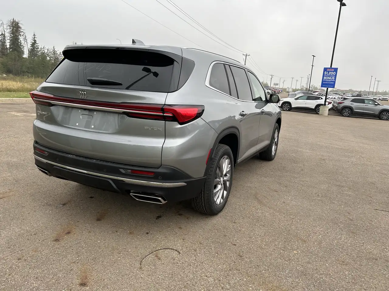 Buick Enclave снимка Buick Enclave