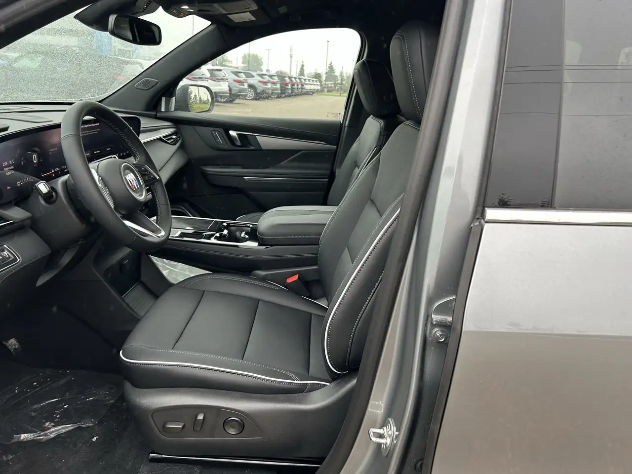 Buick Enclave снимка Buick Enclave