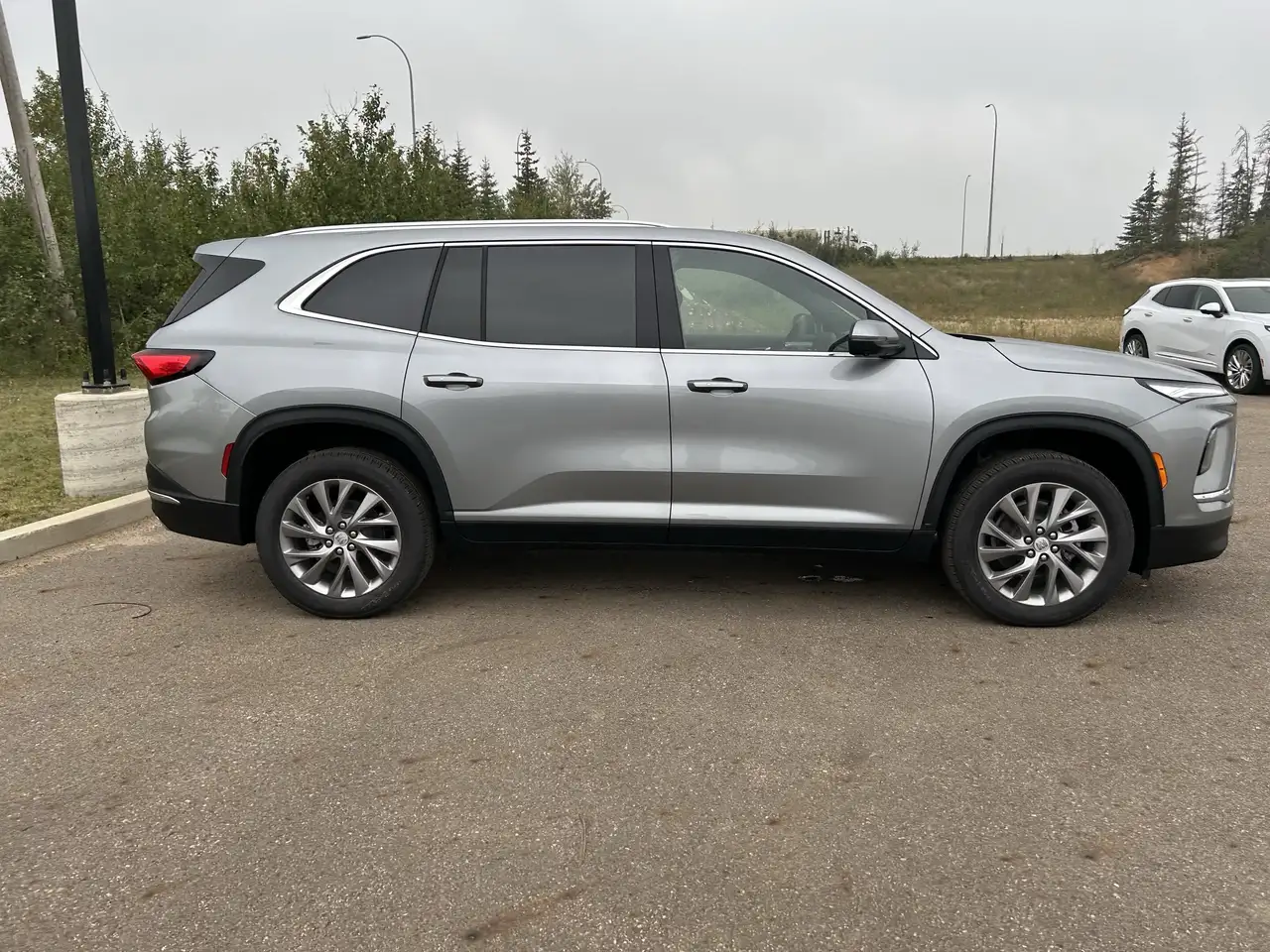 Buick Enclave снимка Buick Enclave