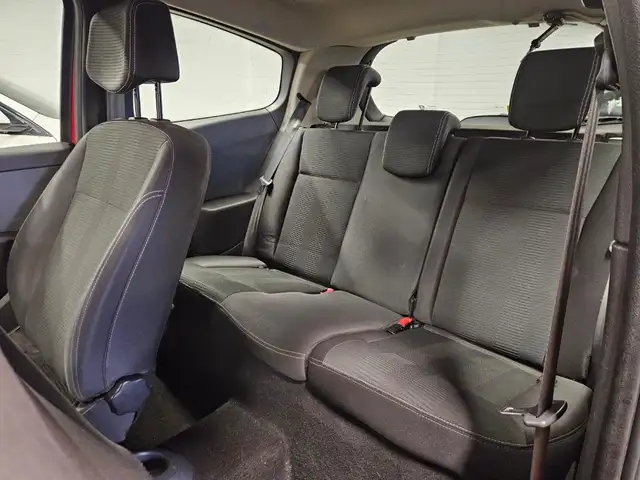 Renault Clio view 11