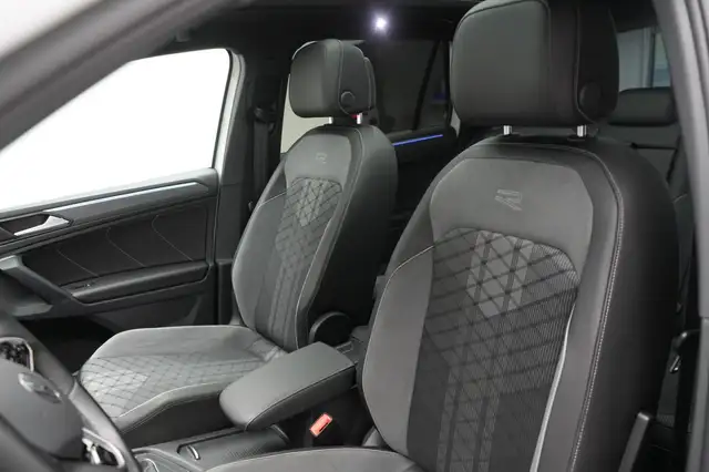 Volkswagen Tiguan view 10