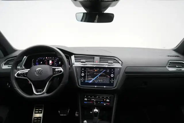 Volkswagen Tiguan view 14