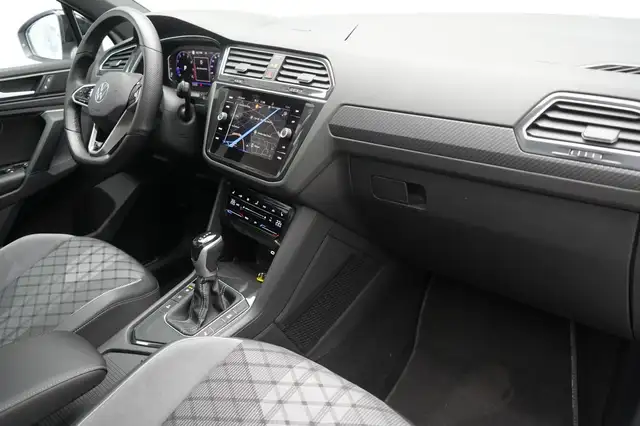 Volkswagen Tiguan view 7
