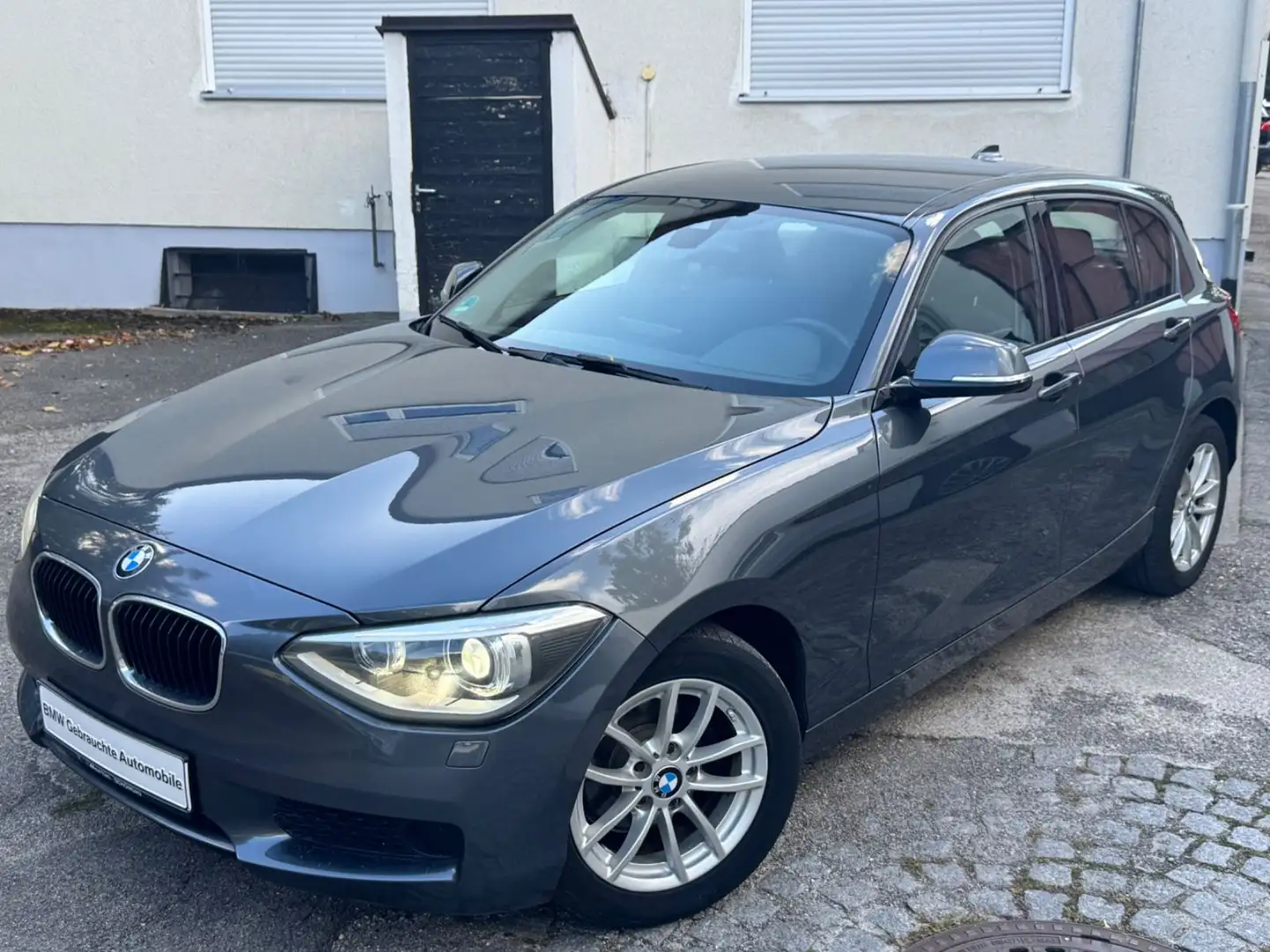 BMW 118 d ° Navi Prof ° Xenon ° Motor überholt Grijs - 1