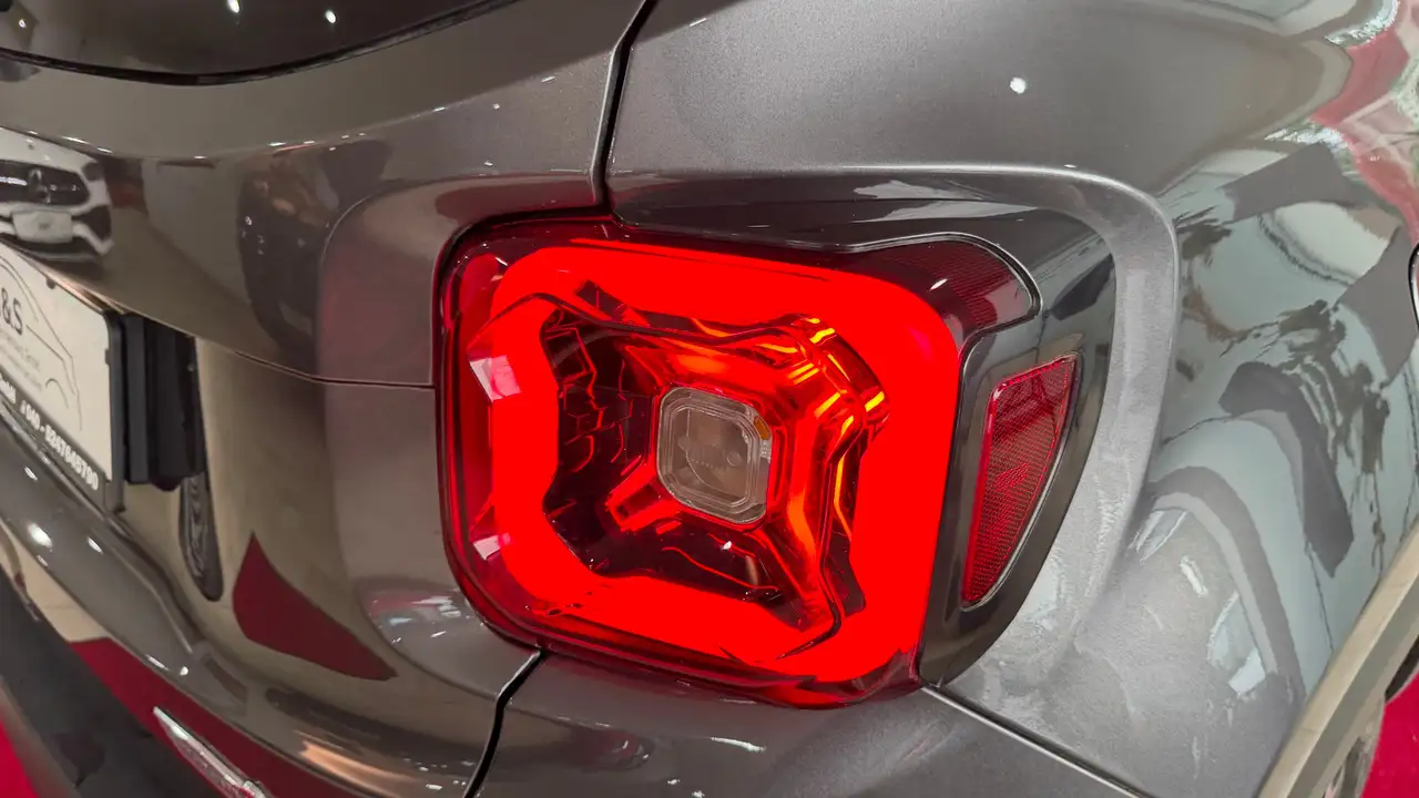 Jeep Renegade Trailhawk Plug-In-Hybrid 4xe, миниатюра 28