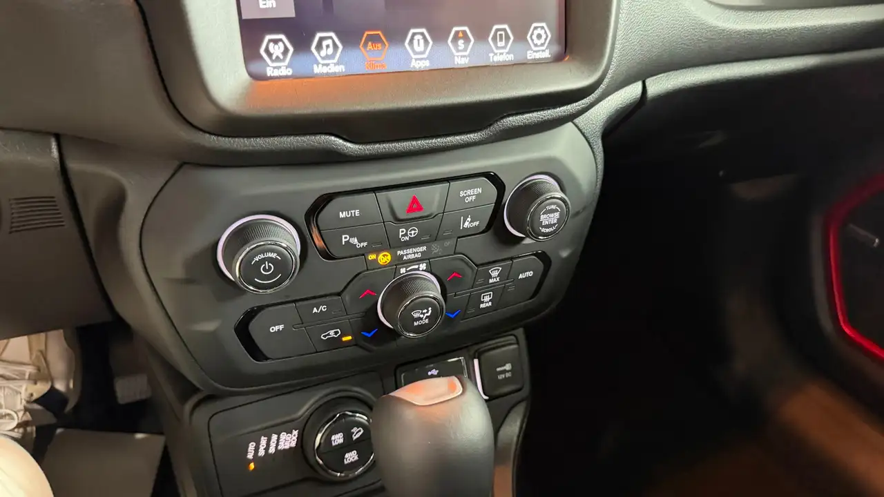 Jeep Renegade Trailhawk Plug-In-Hybrid 4xe, миниатюра 22