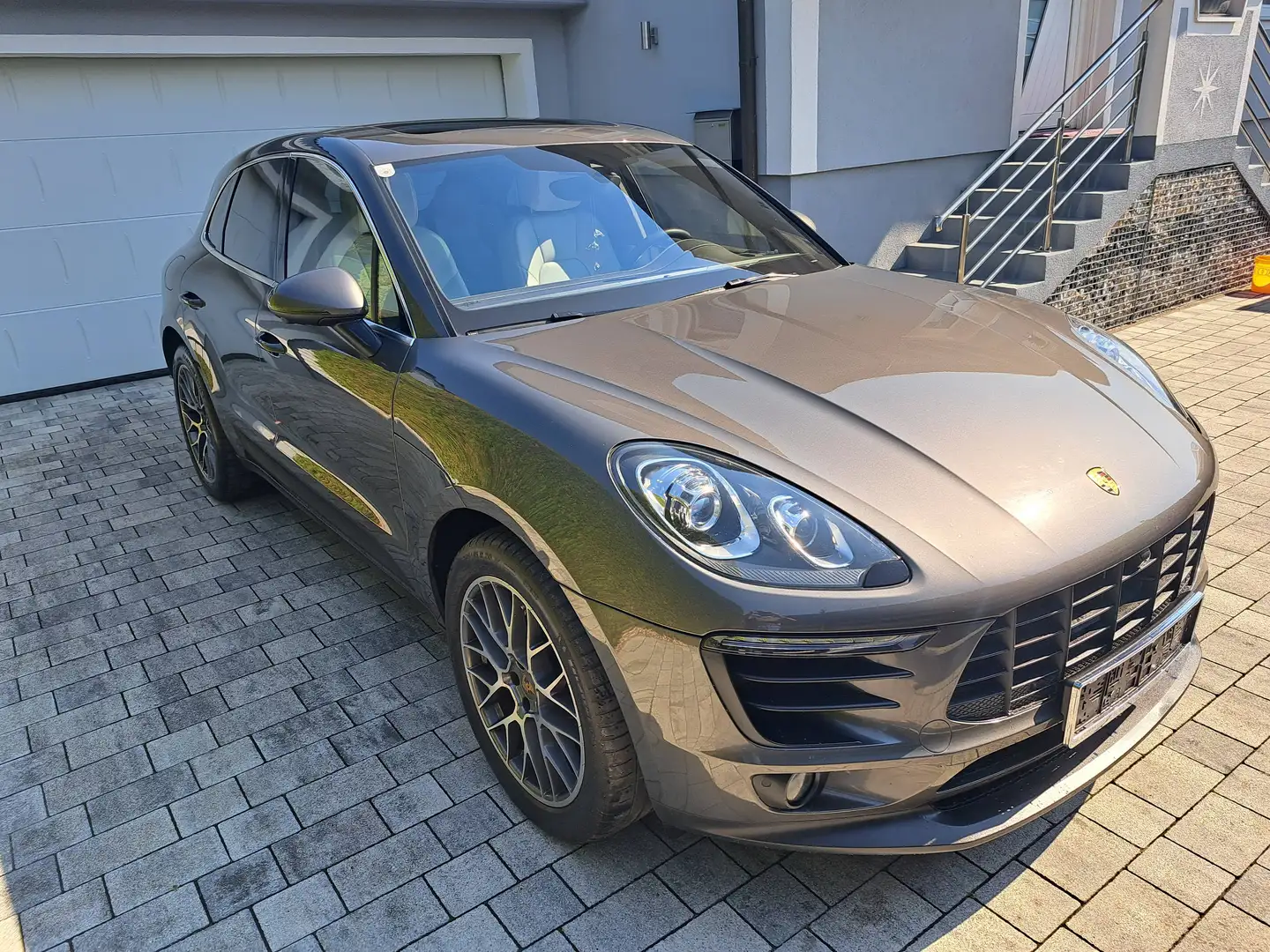 Porsche Macan Macan S Diesel 3,0 DSG S mit Porsche APPOVED Versicherung Grau - 1