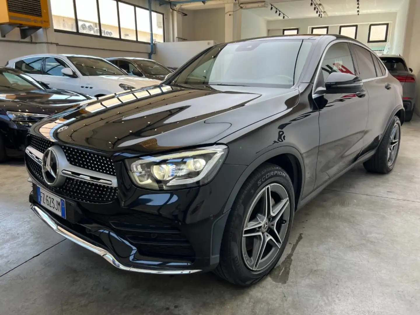 Mercedes-Benz GLC 220 d 4Matic Coupé Premium Nero - 2