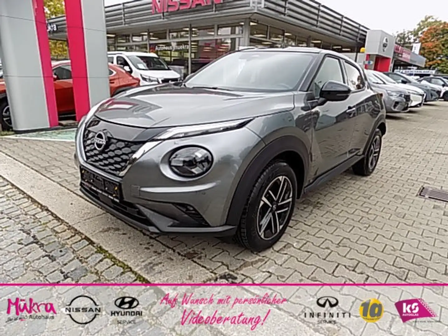 Nissan Juke N-Connecta 1.6 HYBRID 143 PS 4AMT Klima Navi Schwarz - 1