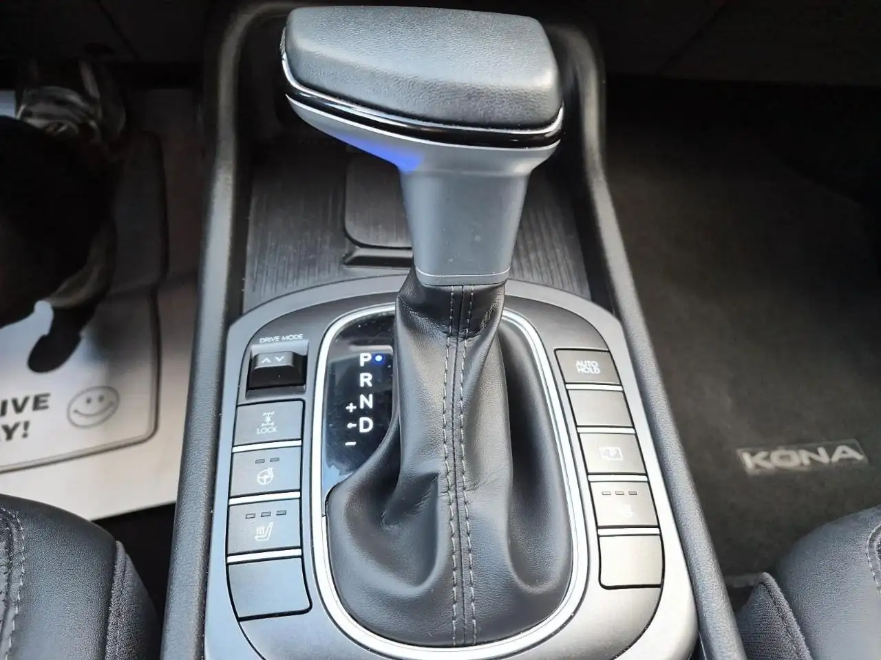 Hyundai KONA снимка Hyundai KONA