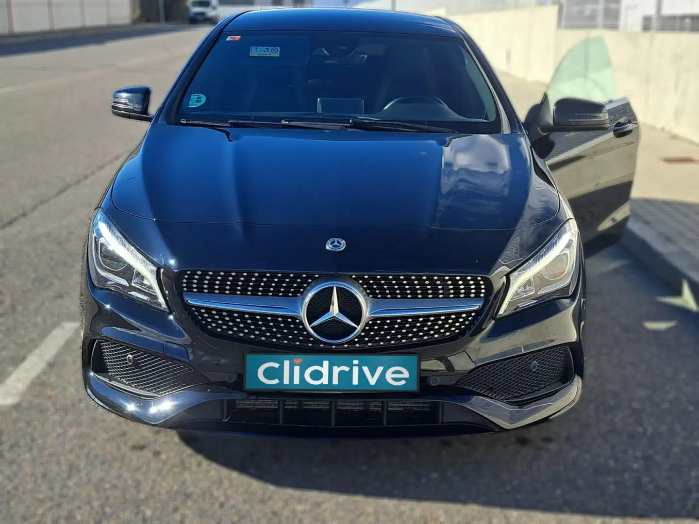Mercedes-Benz CLA 220 Shooting Brake 220d 7G-DCT Negro - 2