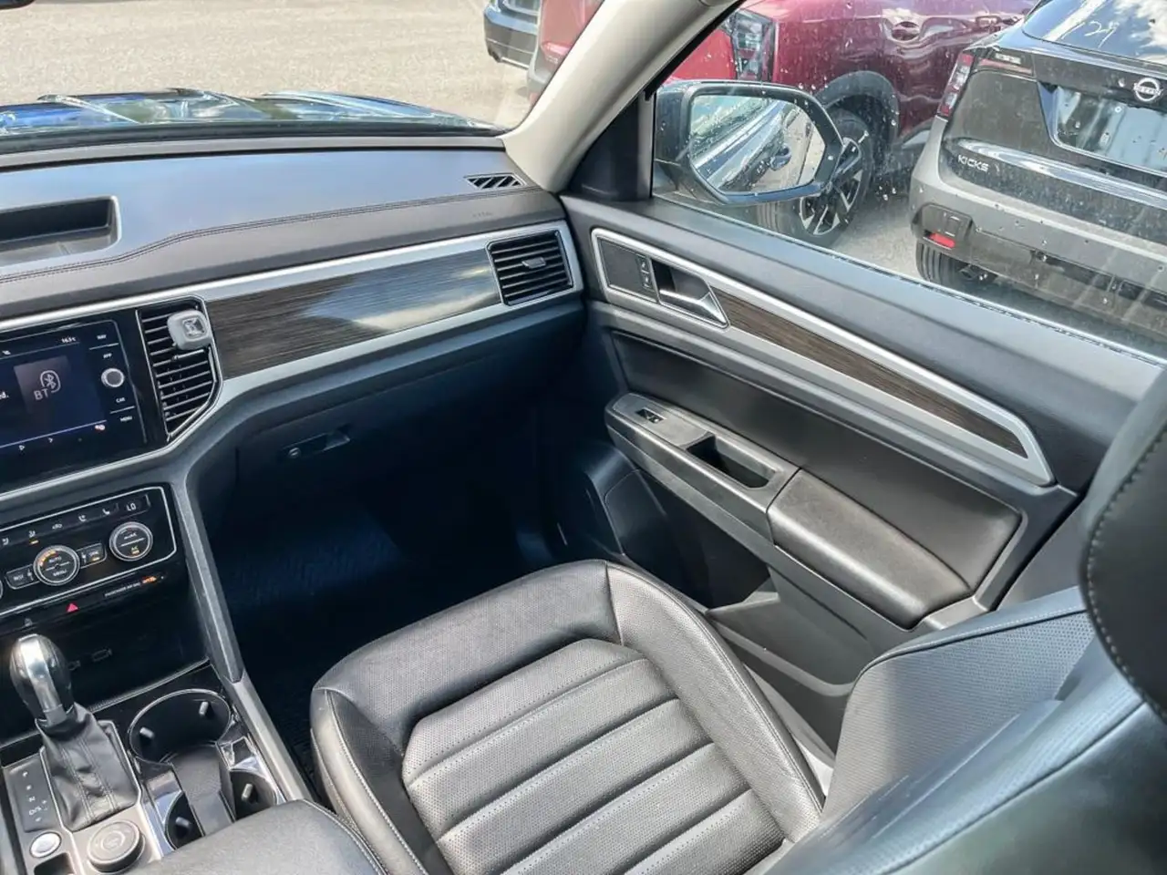 Volkswagen Atlas снимка Volkswagen Atlas