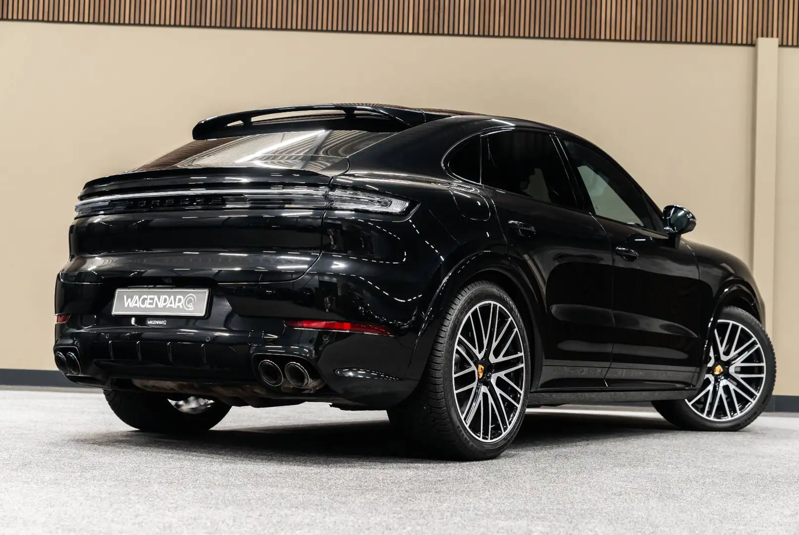 Porsche Cayenne S Coupé E-Hybrid HUD*22INCH*SPDESIGN*T.HAAK*CARBON Noir - 2