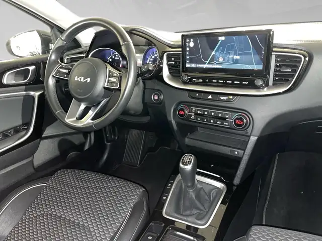 Kia Ceed view 7