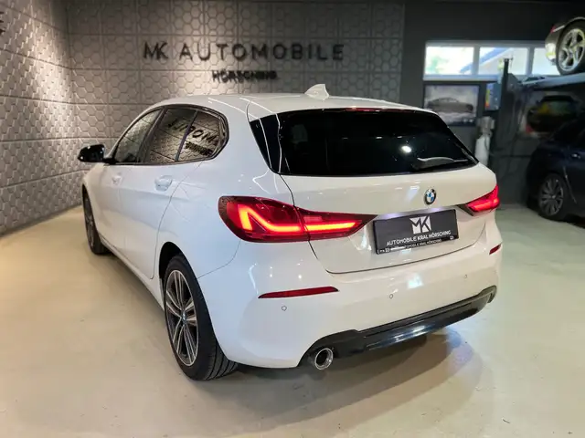 BMW 1 Series view 10
