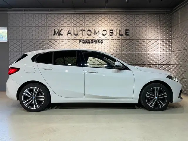 BMW 1 Series view 7
