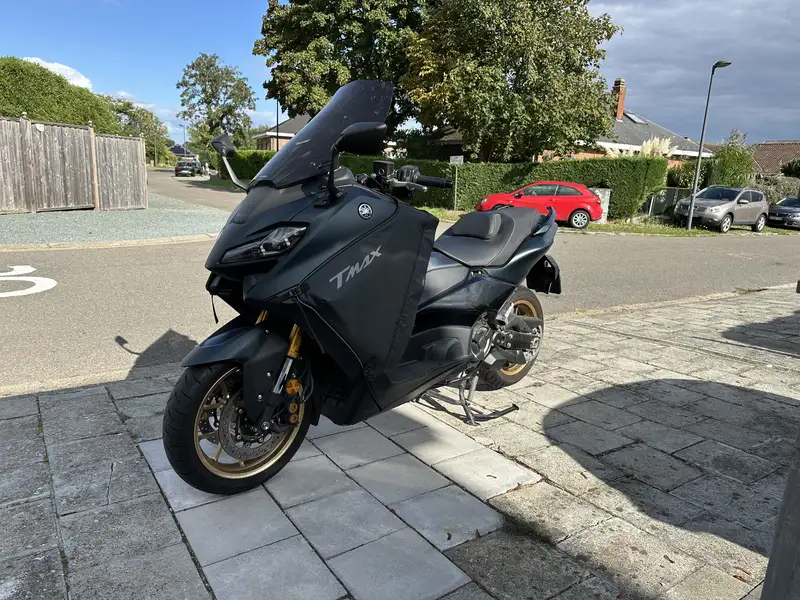 Yamaha TMAX 560 - foto 3
