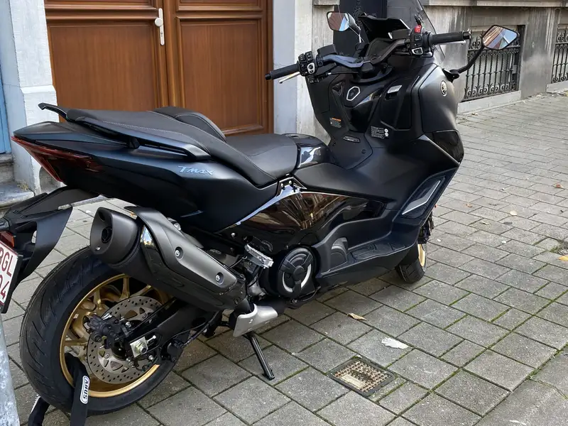 Yamaha TMAX 560 - foto 7