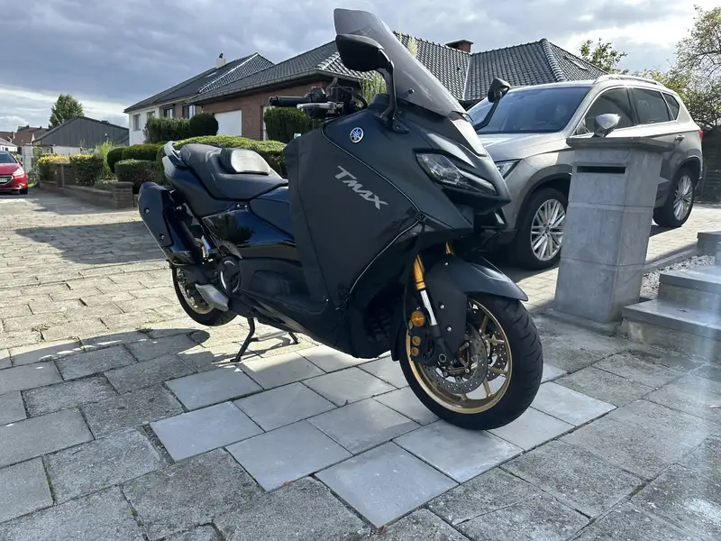 Yamaha TMAX 560 - foto 2