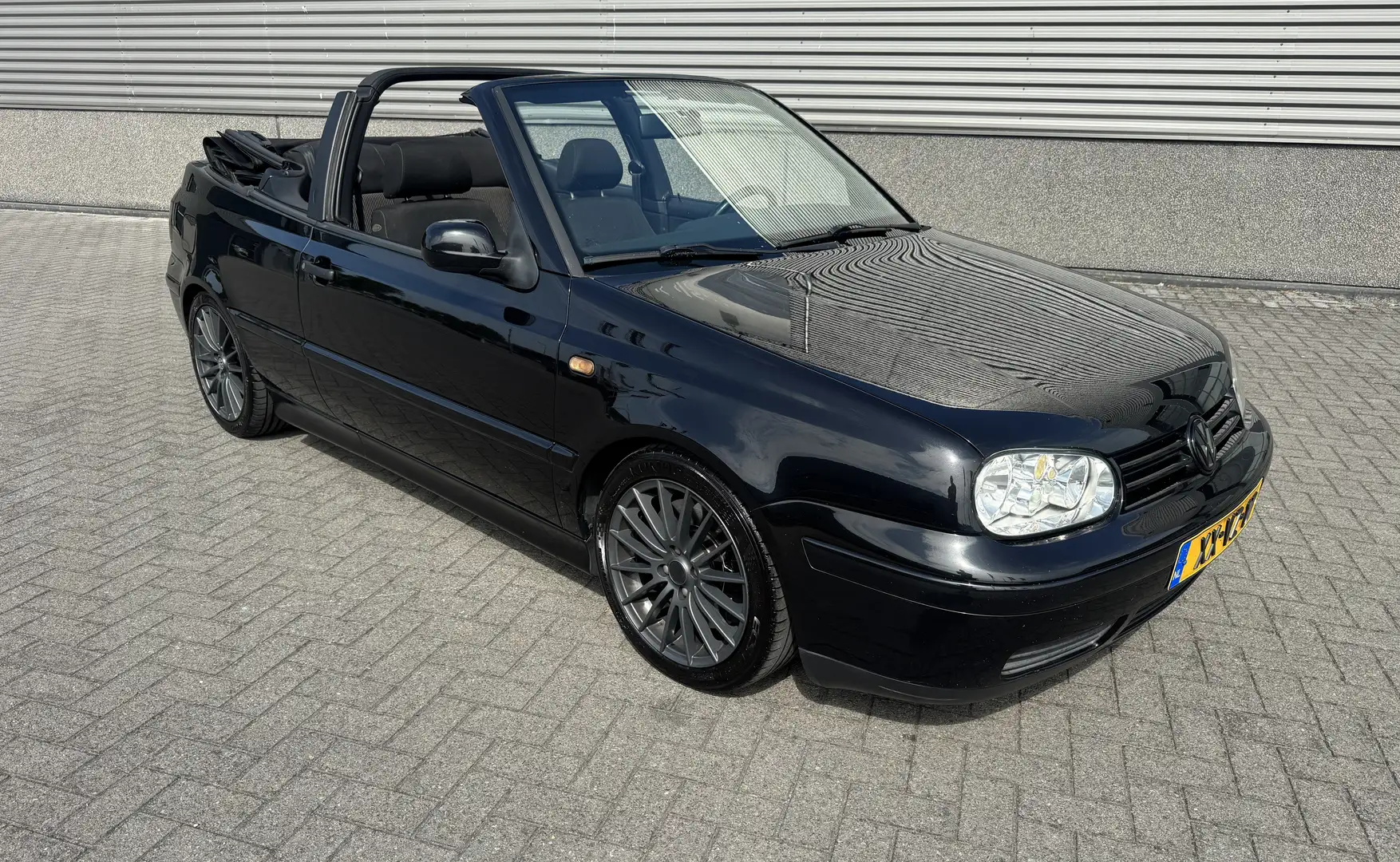Volkswagen Golf Cabriolet 1.8 20V Turbo Highline Negru - 1