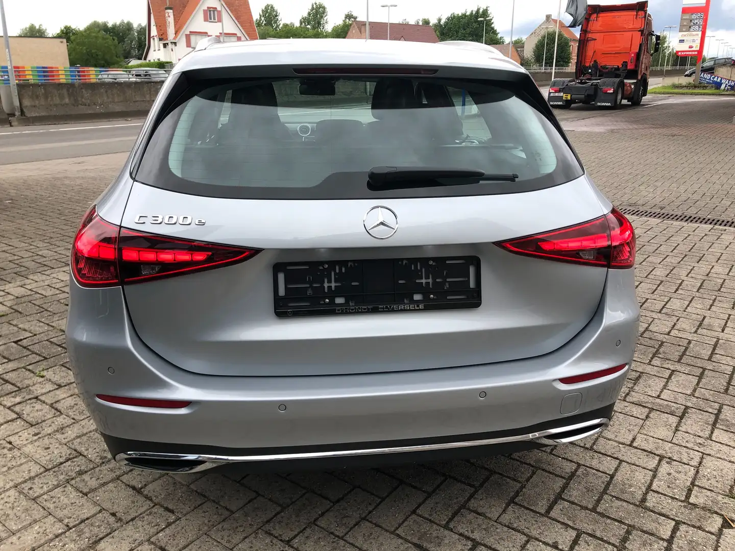 Mercedes-Benz C 300 e Avantgarde Advanced plus, 360° Camera,Winter Argent - 2