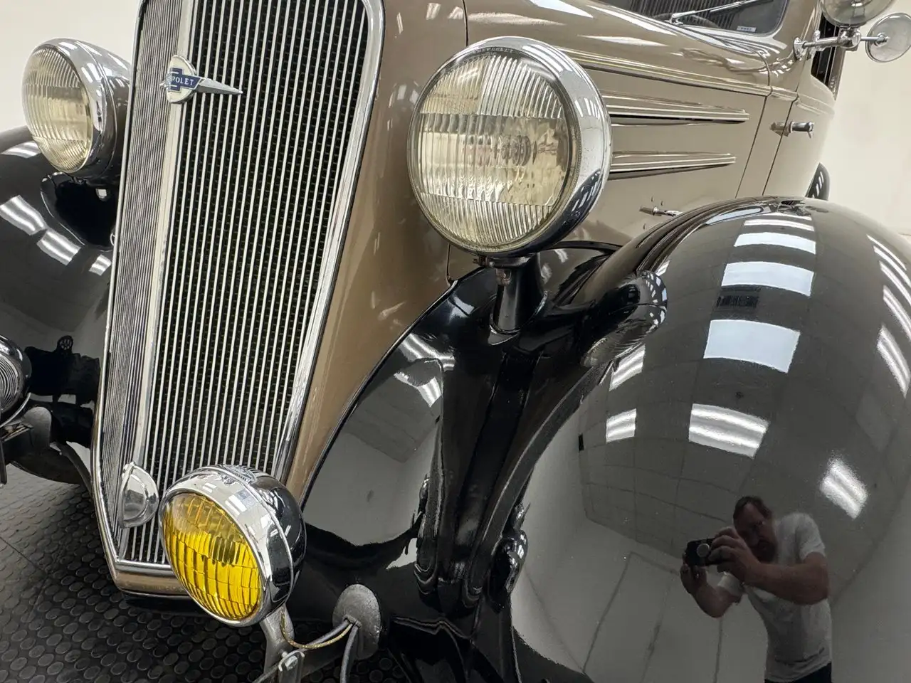 Chevrolet Deluxe 2 Door Town Sedan, foto 12
