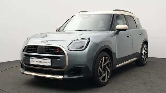 MINI Countryman S All4 Favoured Trim