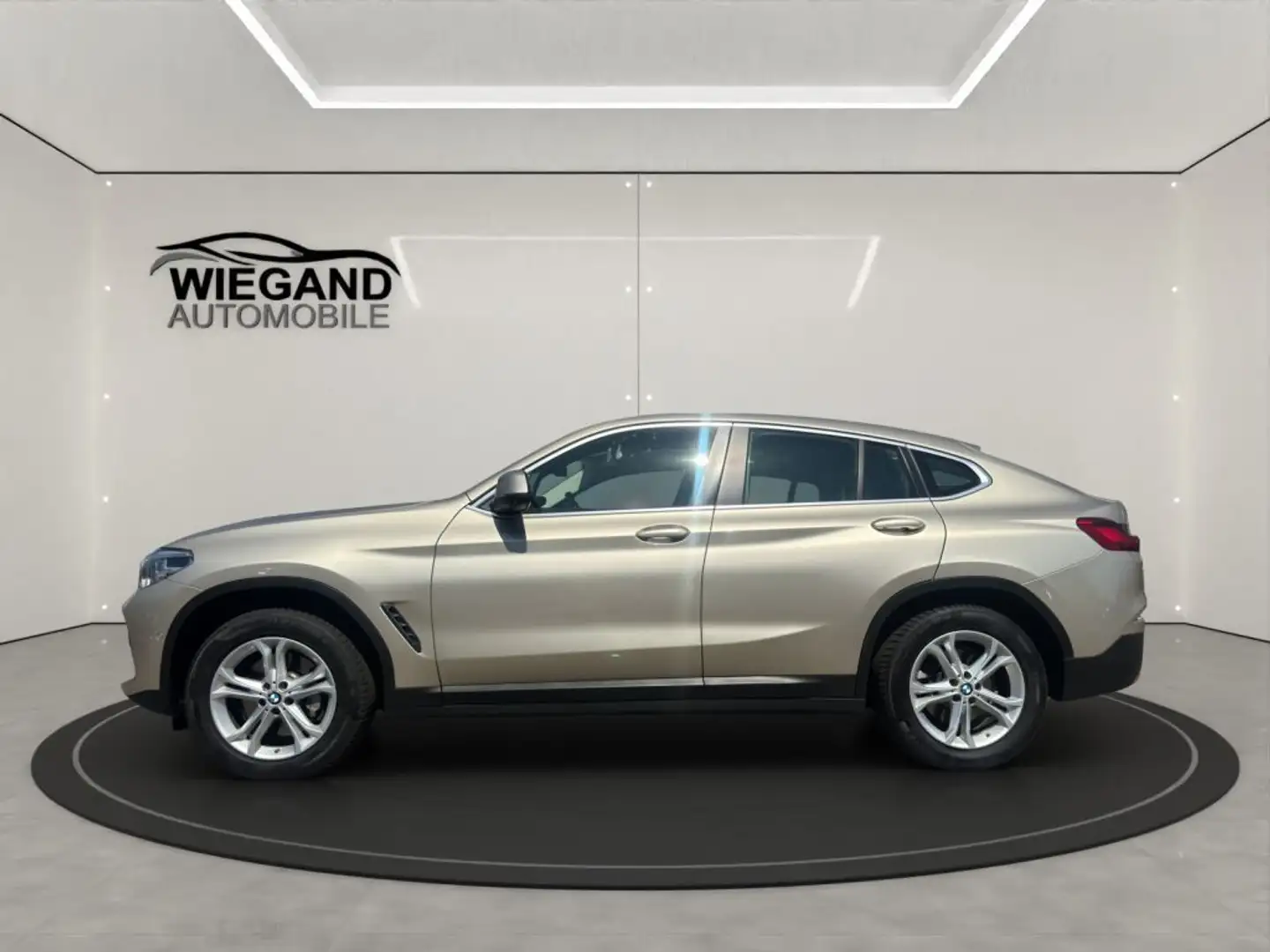 BMW X4 xDrive30d Aut. ADVANTAGE+LIVE COCKPIT+LEDER Beige - 2