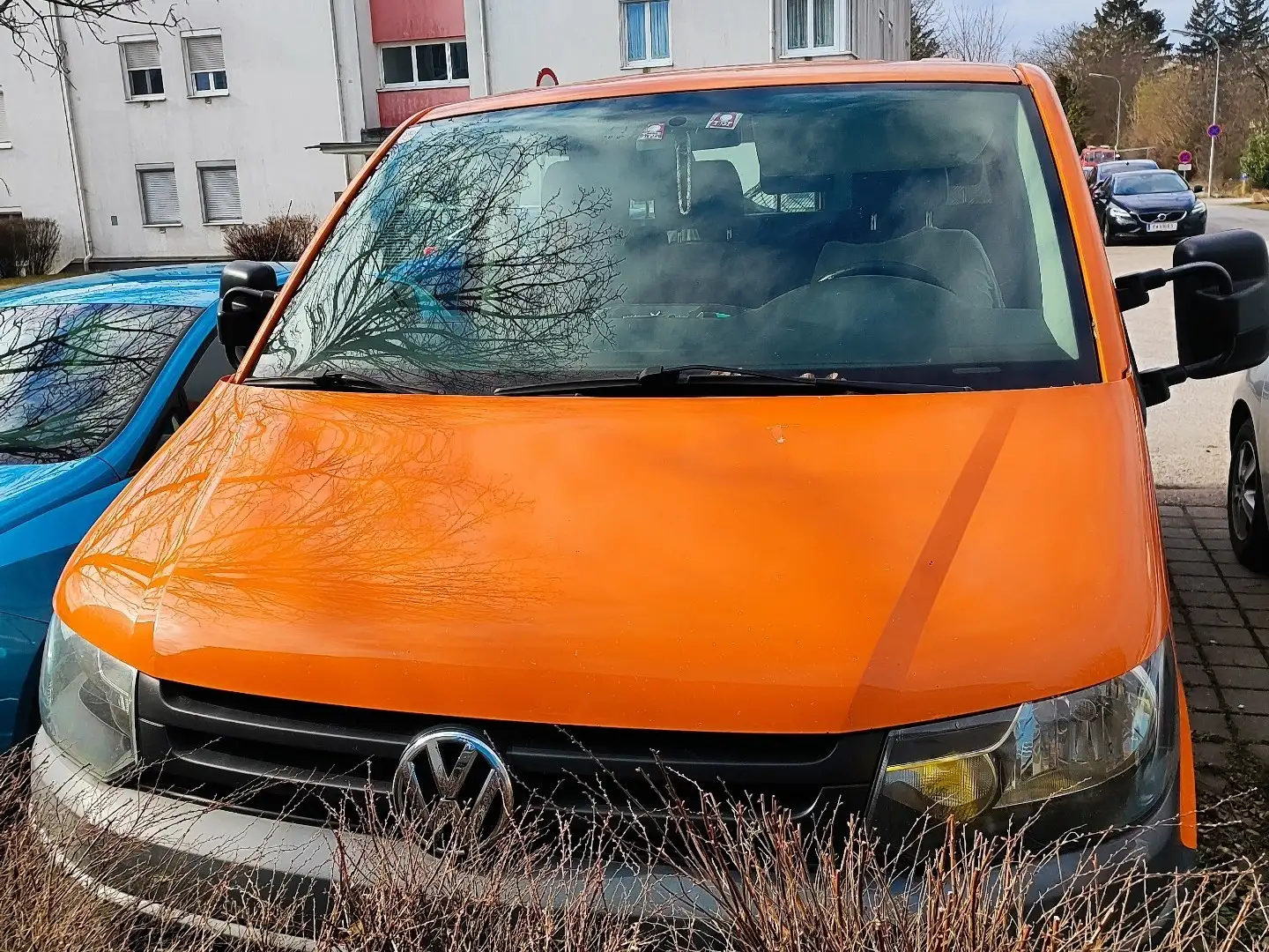 Volkswagen T6 Transporter Orange - 2