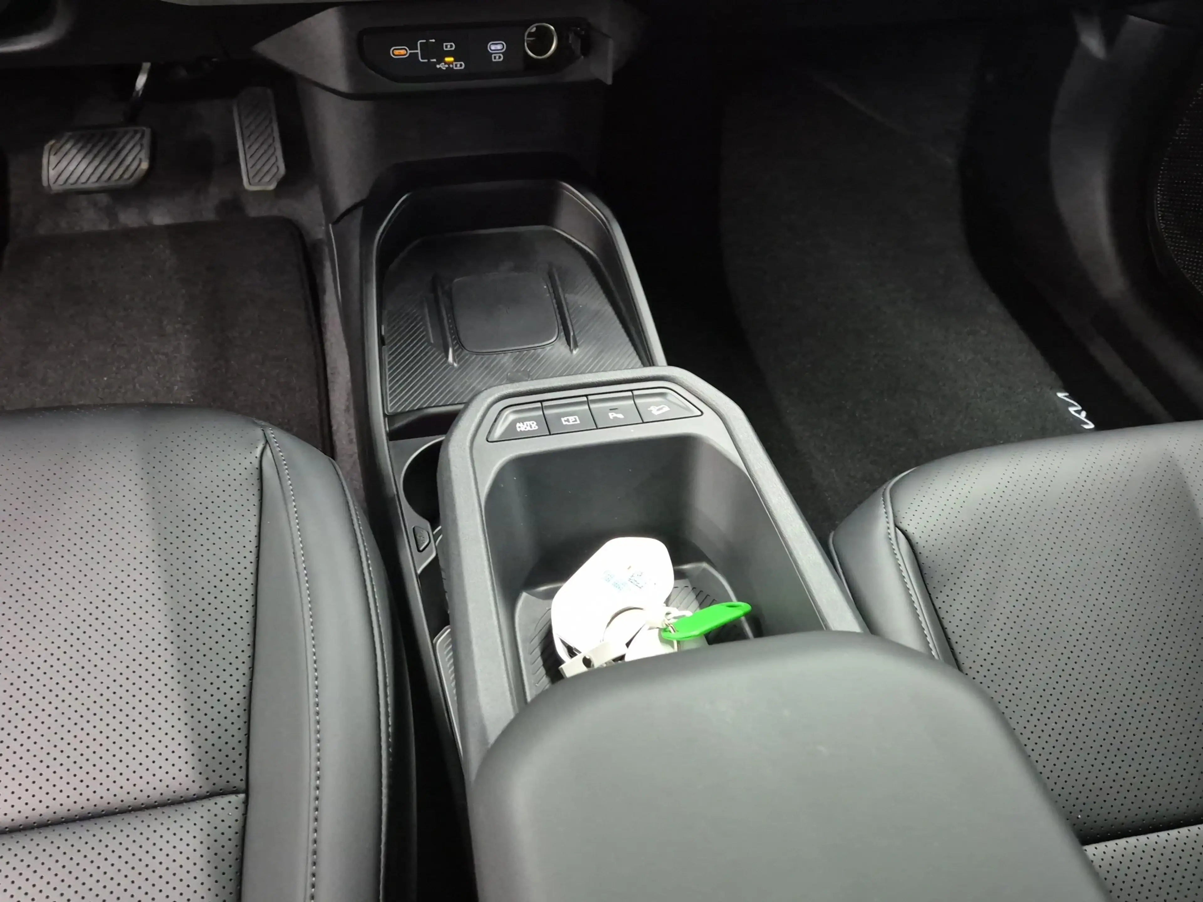 Kia EV4 Hatchback Earth 81 kWh 150 kW Frontantrieb — photo 14