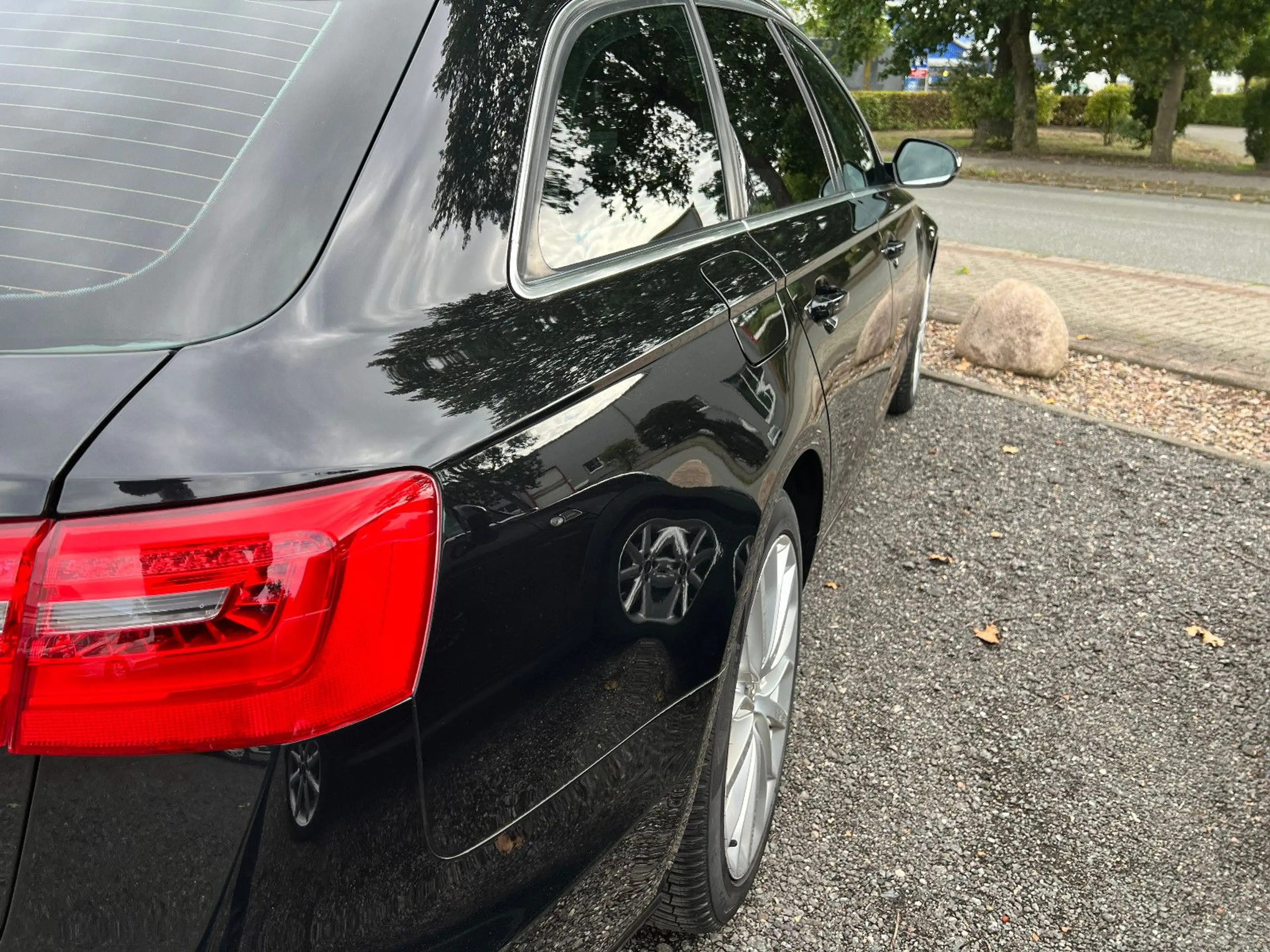 Audi A6 Avant 3.0 TDI quattro HUD, NAV, S-Line — photo 13