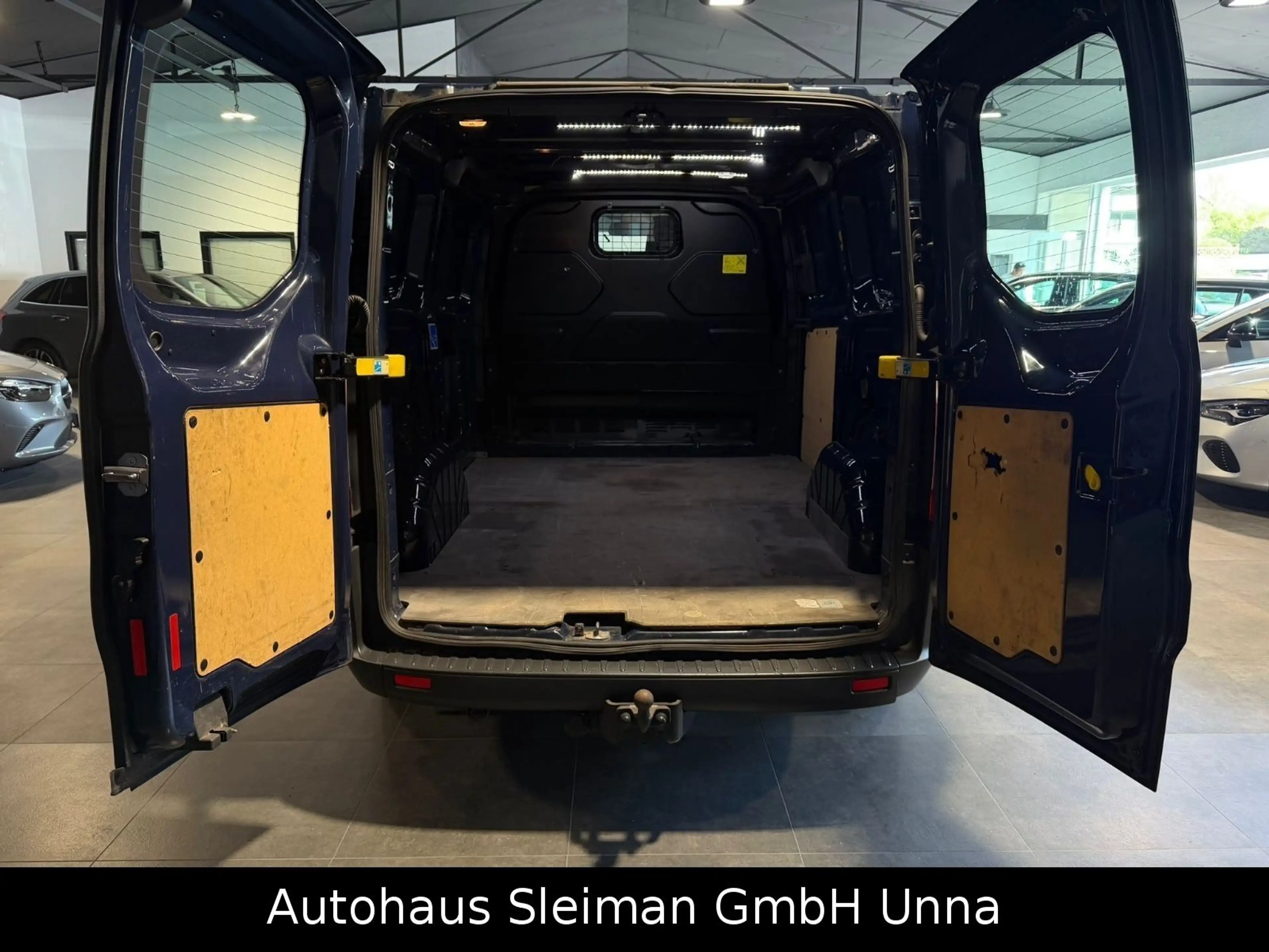 Ford Transit Custom Kasten 270 L1/AHK/Tüv-Neu — photo 15