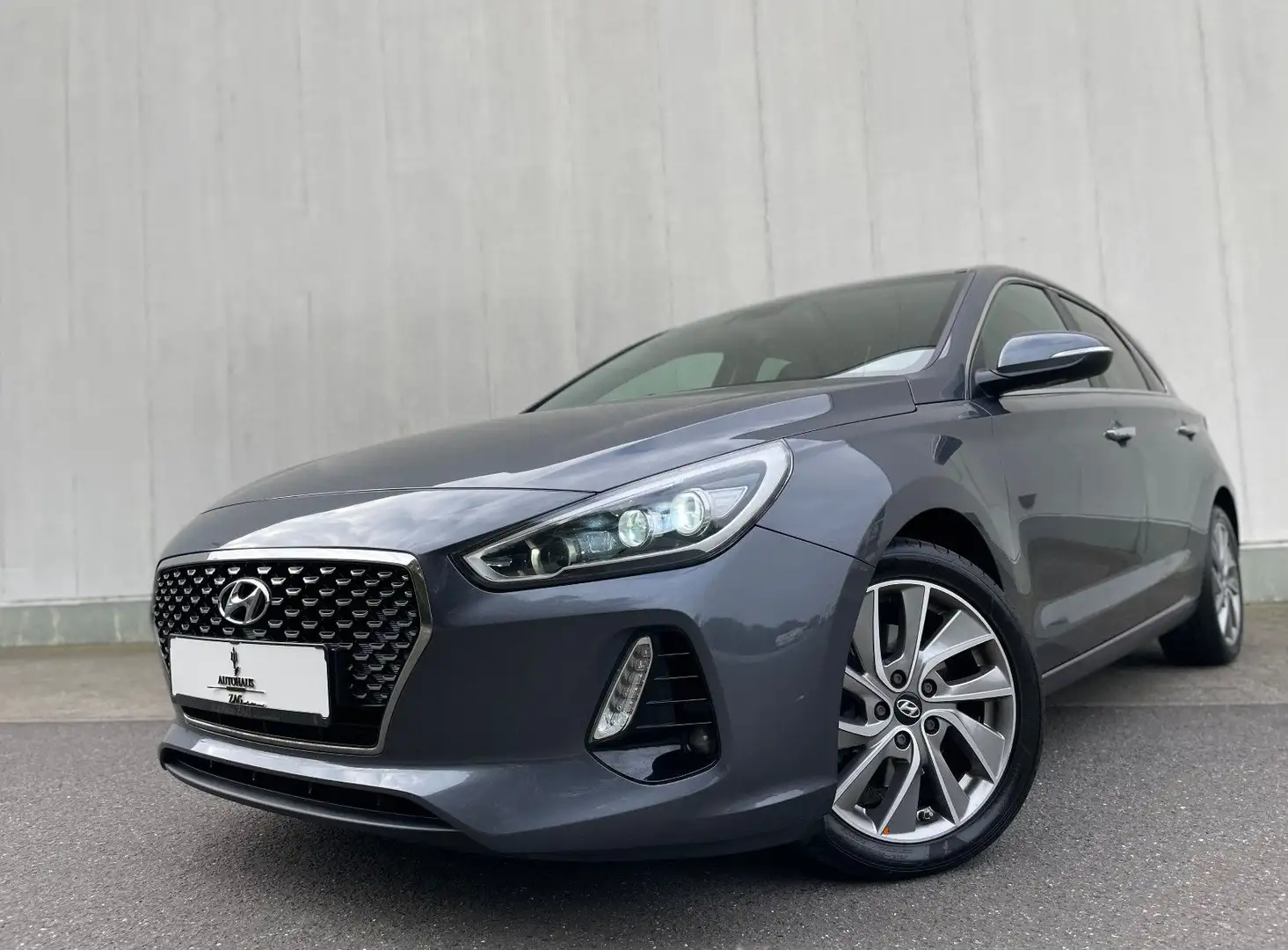 Hyundai i30 Style*LED*NAVI*KAMERA*CAR PLAY*PDC* Gris - 1