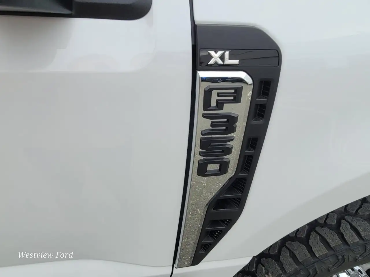 Ford F 350 photo Ford F 350