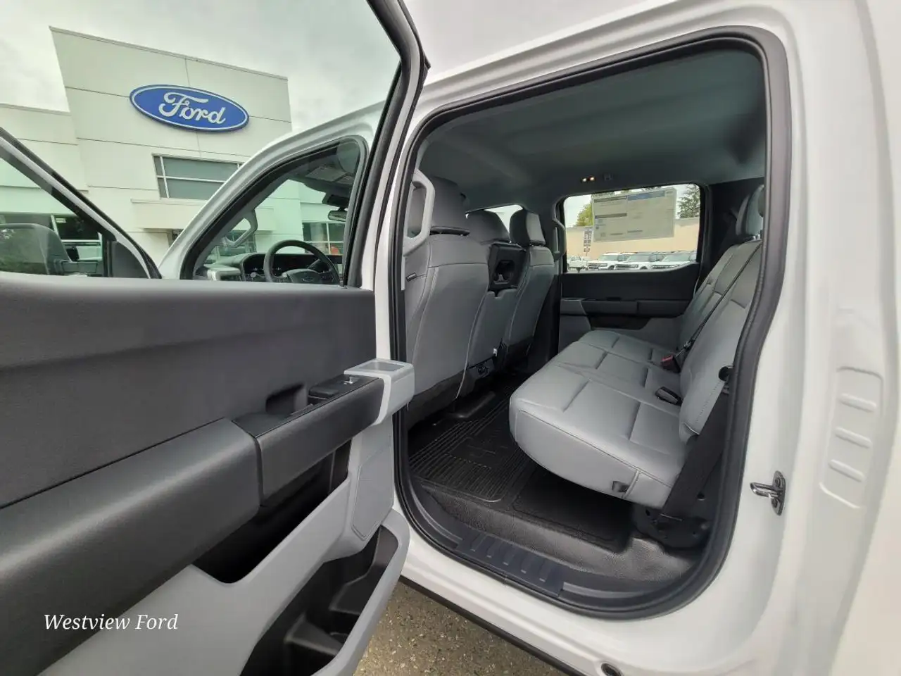 Ford F 350 photo Ford F 350