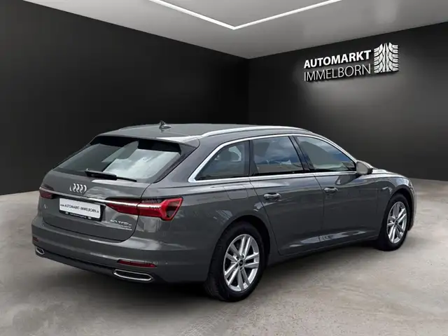 Audi A6 view 8