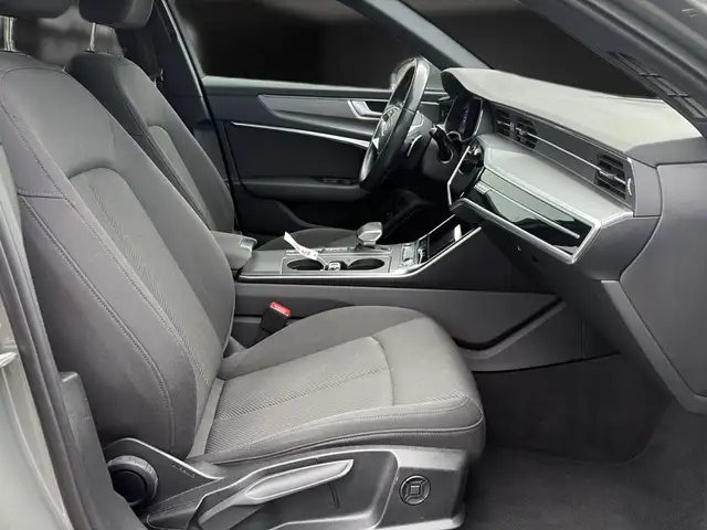 Audi A6 view 14