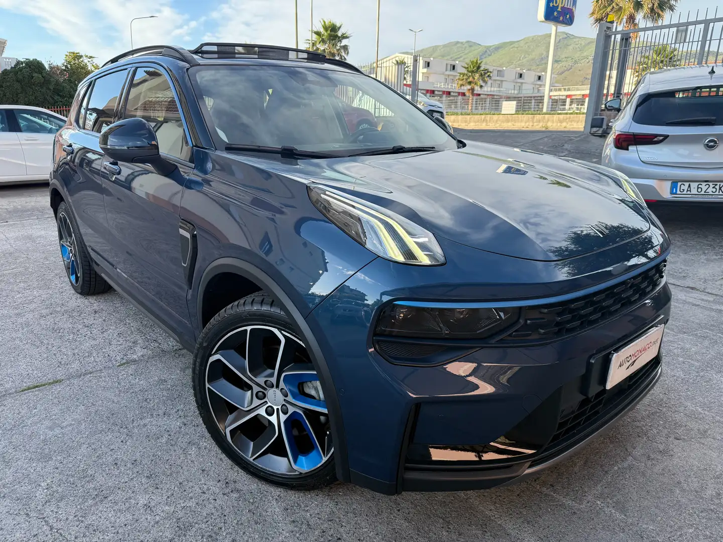 Volvo XC40 1.5 td phev Hybrid Plug-in Azul - 1