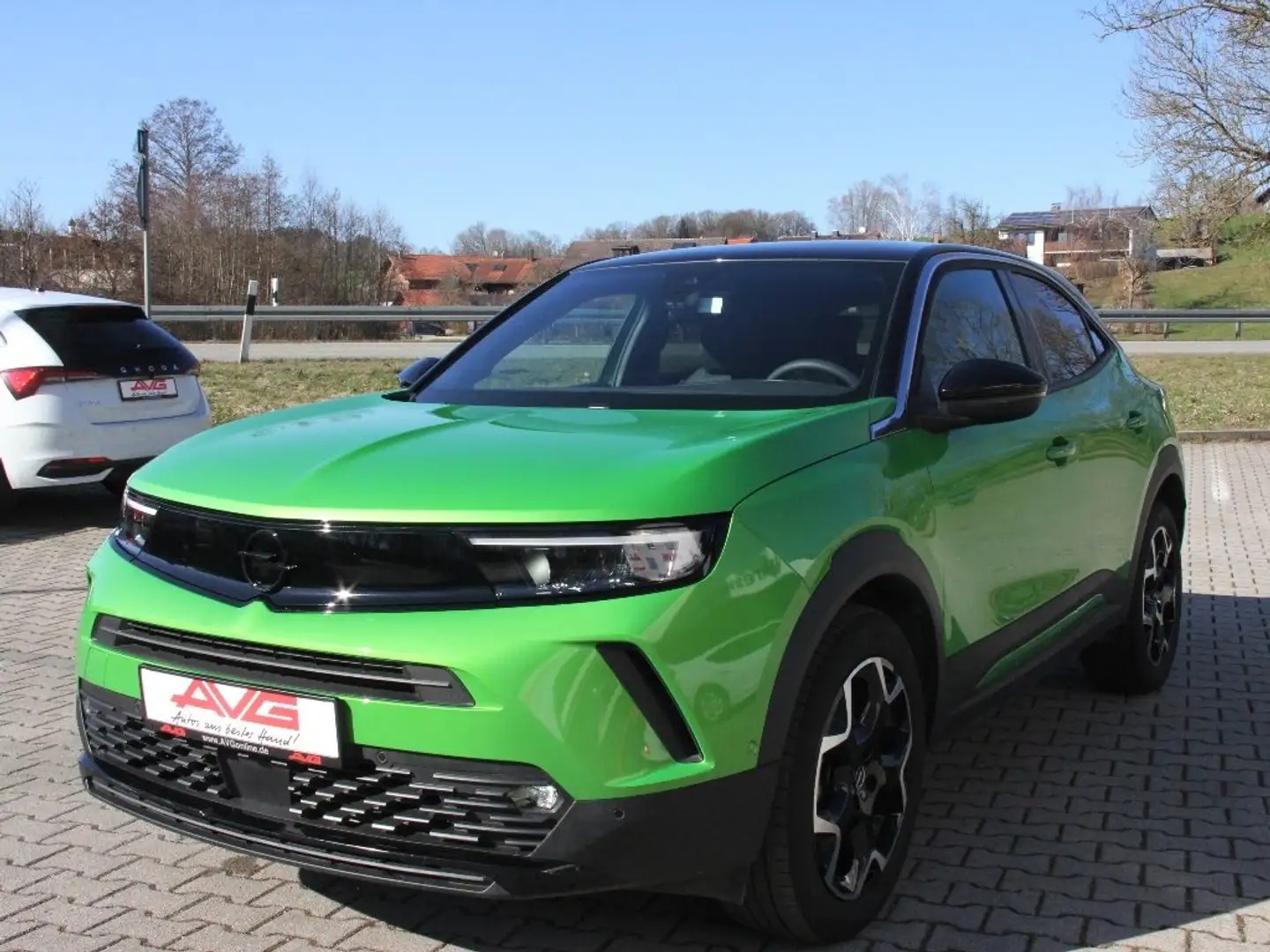 Opel Mokka Automatik Ultimate LED NAV AdapTemp 18 ZOLL Green - 2