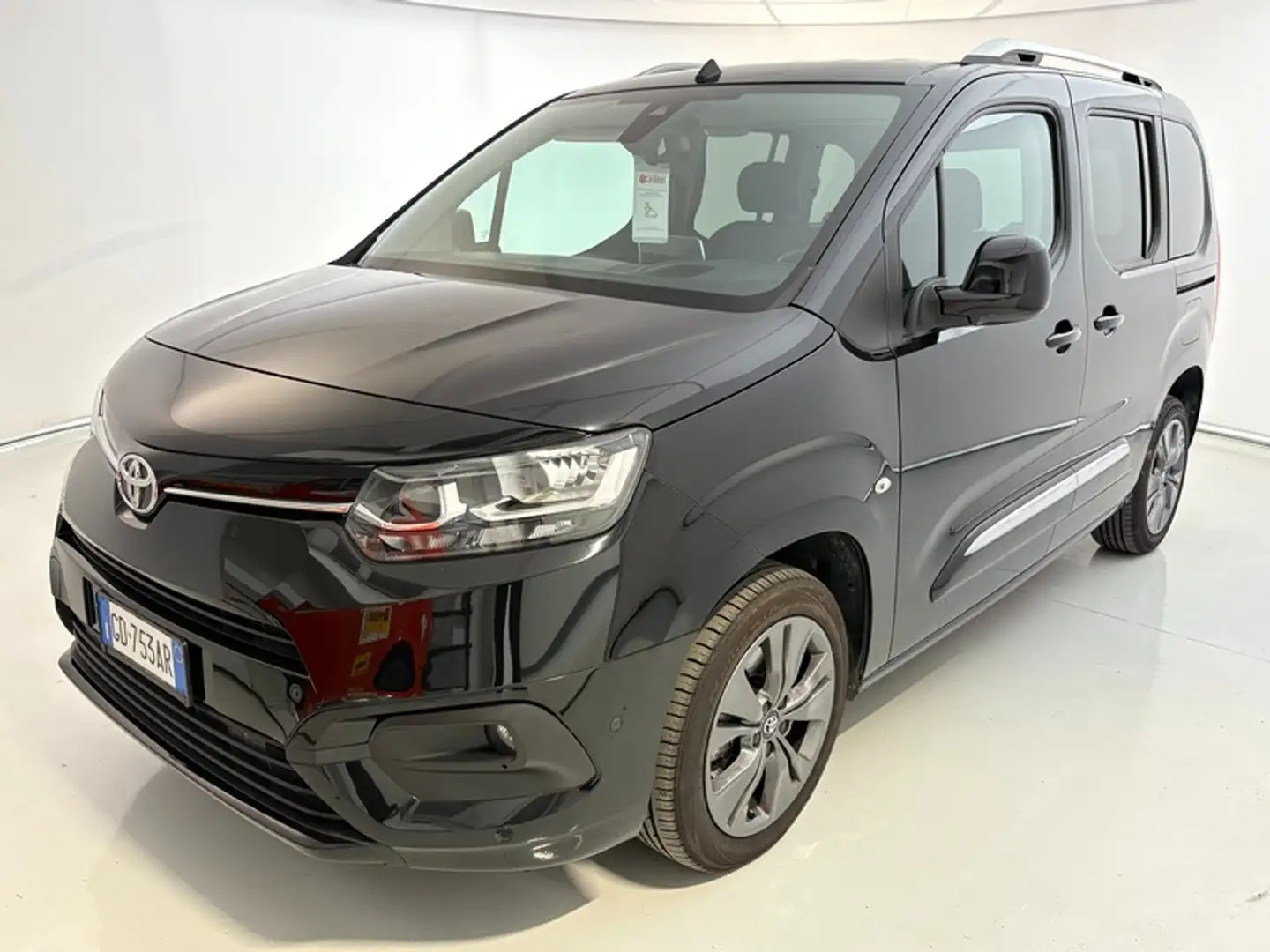 Toyota Proace City Verso 1.5D 130cv S&S A/T L2 D Luxury 7p.ti Negro - 1