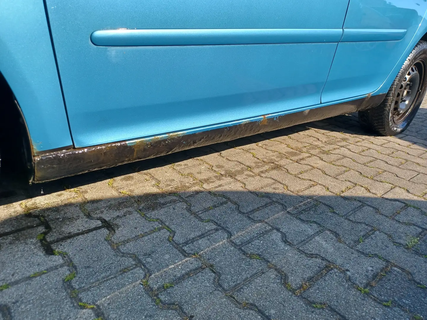 Volkswagen Golf 1.6 Comfortline *2.Hand*Klima*5trg*fahrbereit* Blau - 2