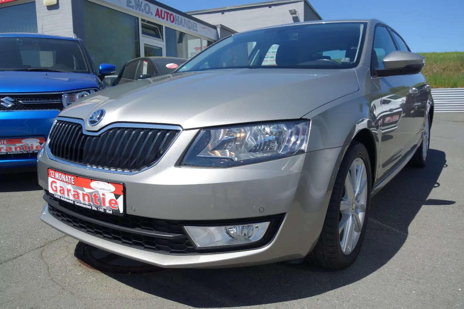 Skoda Octavia Lim. Style Benzin/Erdgas Beige - 1
