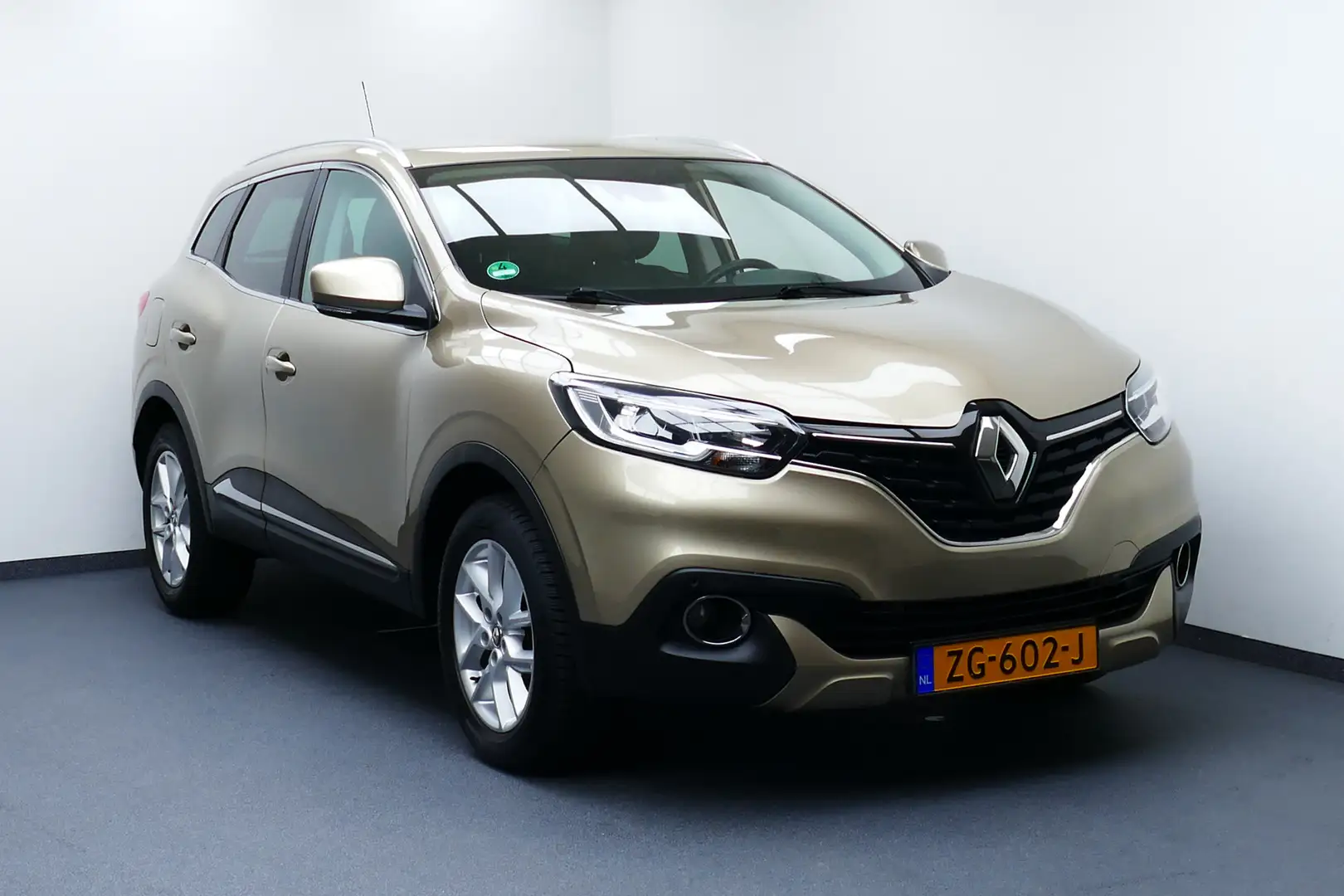 Renault Kadjar 1.2 TCe Zen. Clima, Cruise, PDC V+A, 17"LMV, Haak Beige - 1