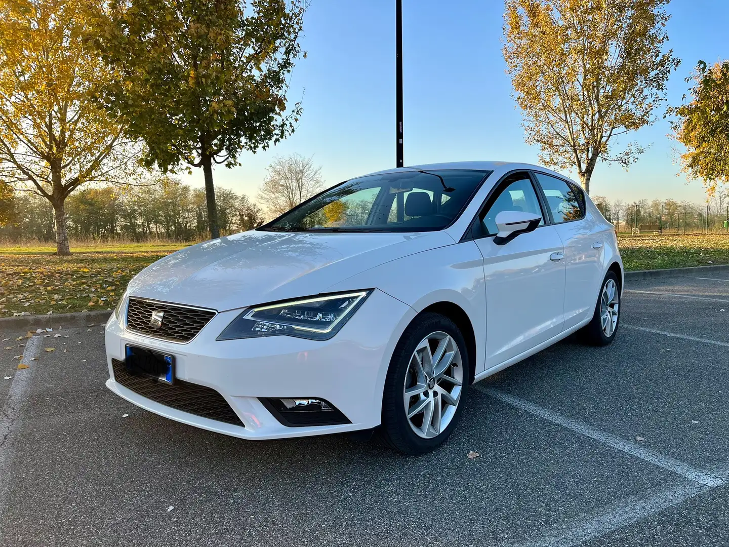 SEAT Leon 5p 1.4 tgi Connect s&s 110cv - 2