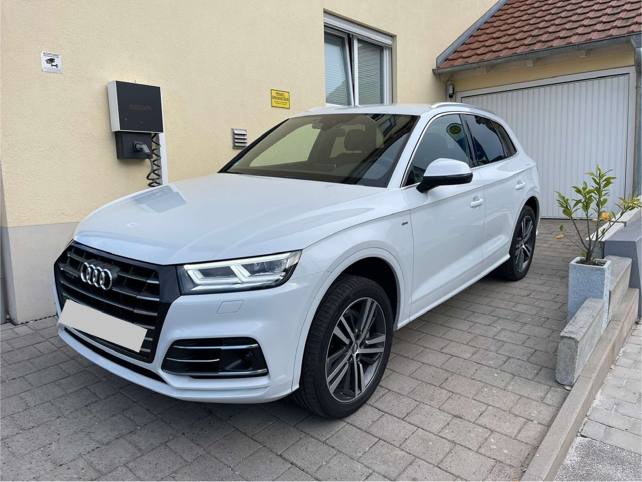 Second hand Audi Q5 2.0