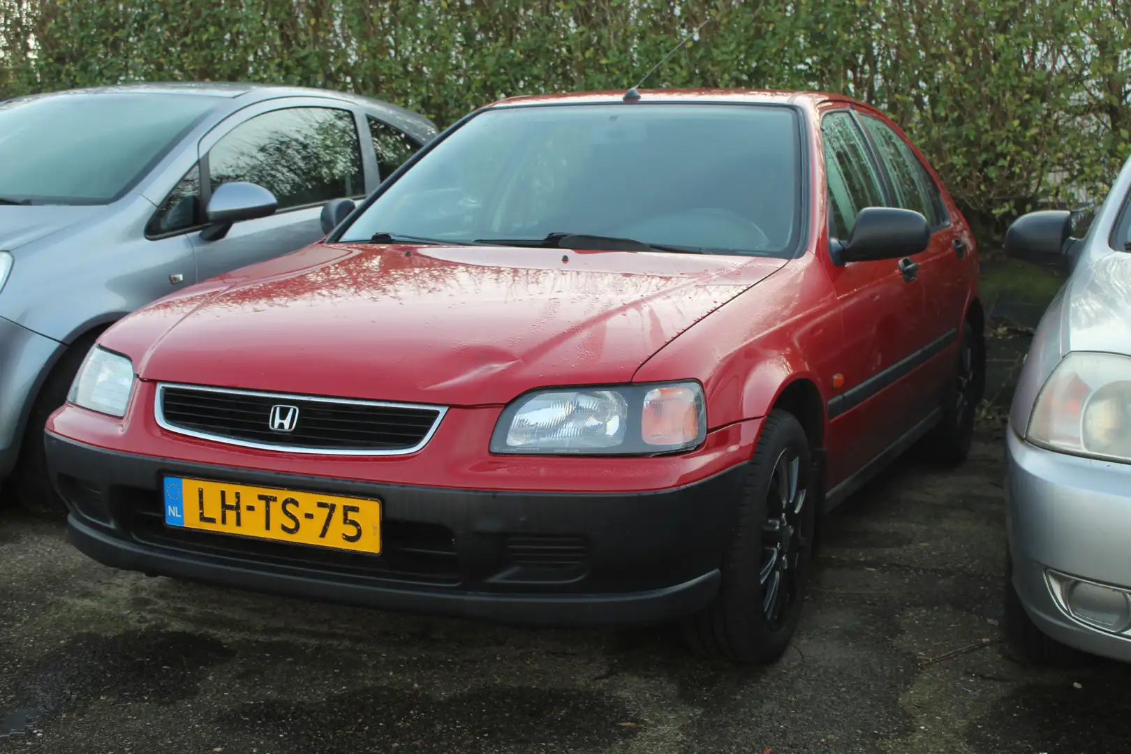 Honda Civic 1.4i APK tot 21-02-2024 Automaat/Lichtmetalen velg Rot - 1