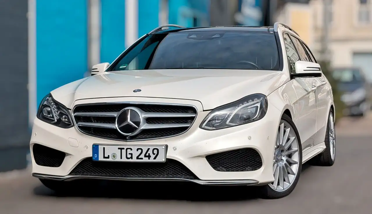 Mercedes-Benz E 50 AMG