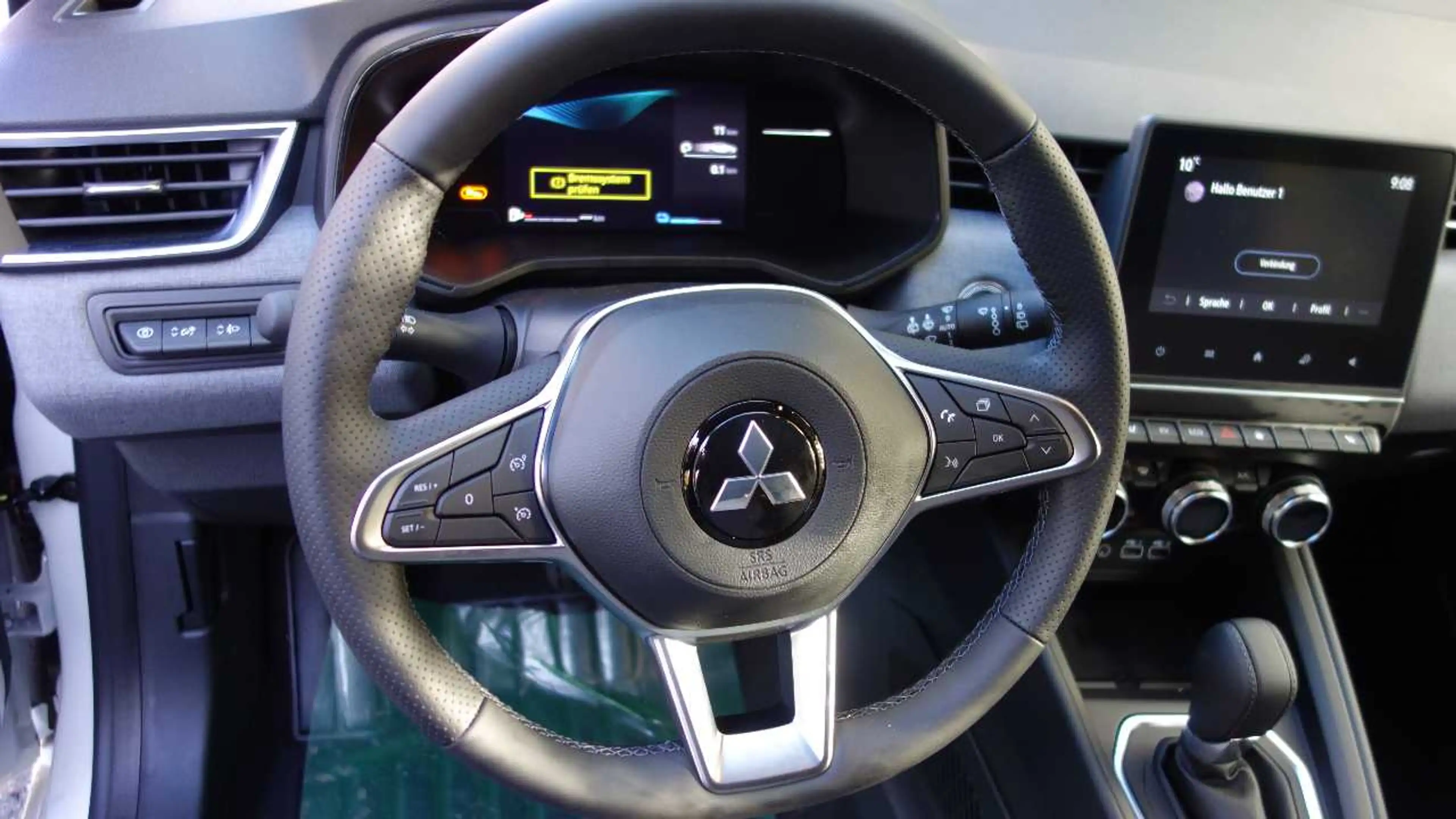 Mitsubishi Colt PLUS 1.6 Hybrid — photo 7